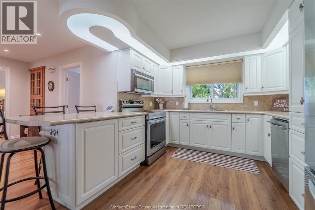 15 BOND AVENUE - 5