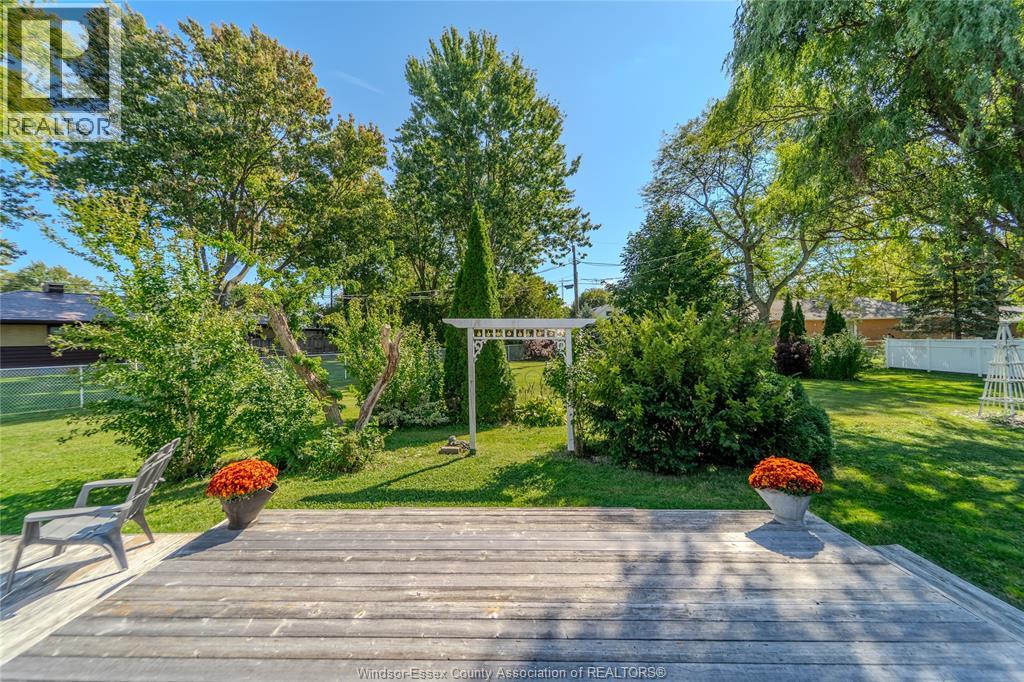 15 Bond Avenue — photo 36