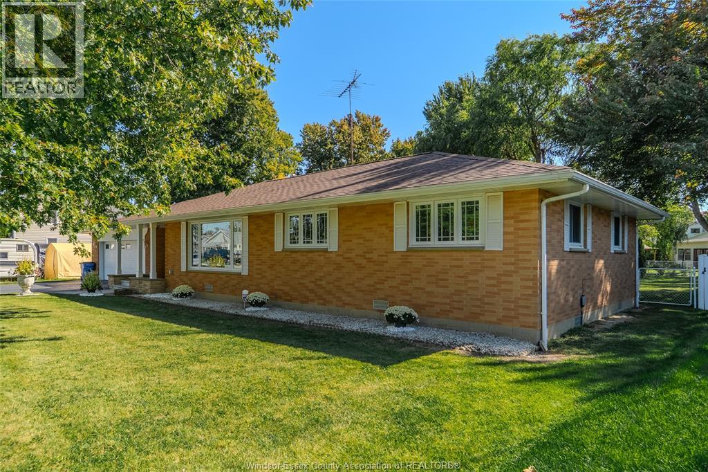 15 BOND AVENUE - 45