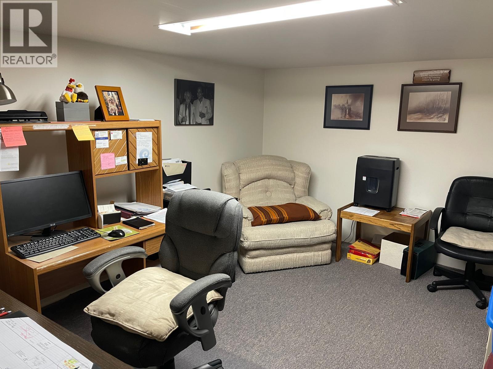 401 Browne Road Unit# 11, Vernon - Image 1