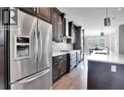 1018 20 Avenue SE - photo 9