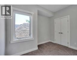 1018 20 Avenue SE - photo 29