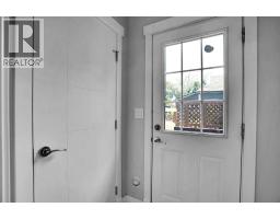 1018 20 Avenue SE - photo 16