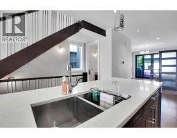 1018 20 Avenue SE - photo 10