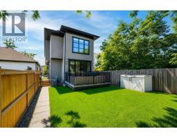 1018 20 Avenue SE - photo 44