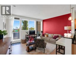 205, 540 5 Avenue NE - photo 1