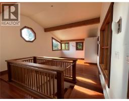1955 Garland Dr, Gabriola Island, BC V0R1X6 Photo 15