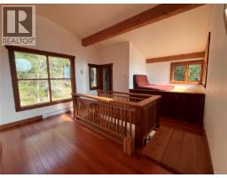 1955 Garland Dr, Gabriola Island, BC V0R1X6 Photo 17