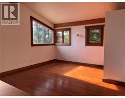 1955 Garland Dr, Gabriola Island, BC V0R1X6 Photo 18