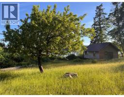 1955 Garland Dr, Gabriola Island, BC V0R1X6 Photo 32