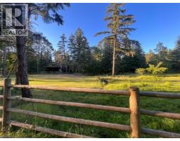 1955 Garland Dr, Gabriola Island, BC V0R1X6 Photo 48