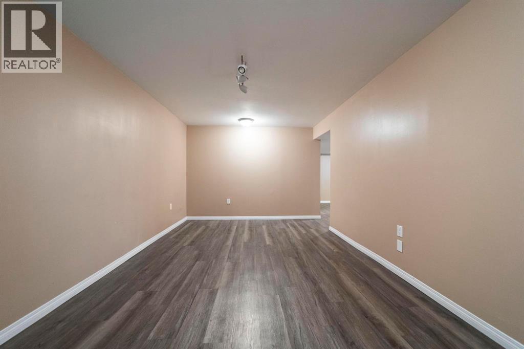 4411 66 Street - Image 21