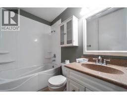 4411 66 Street, Camrose, AB T4V2S6 Photo 16