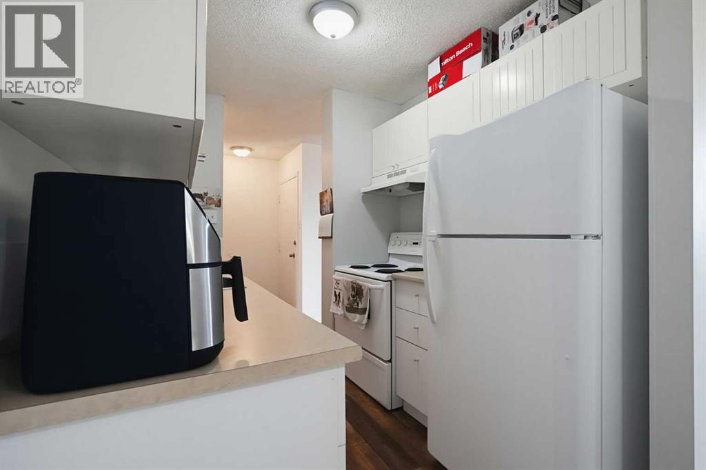 #302 3522 44 Street SW - 5