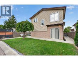 2705 Robert, Windsor, ON N8W5L9 Photo 18