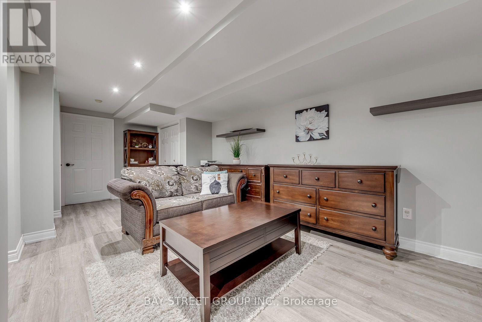 213 LITTLEWOOD DRIVE - 30