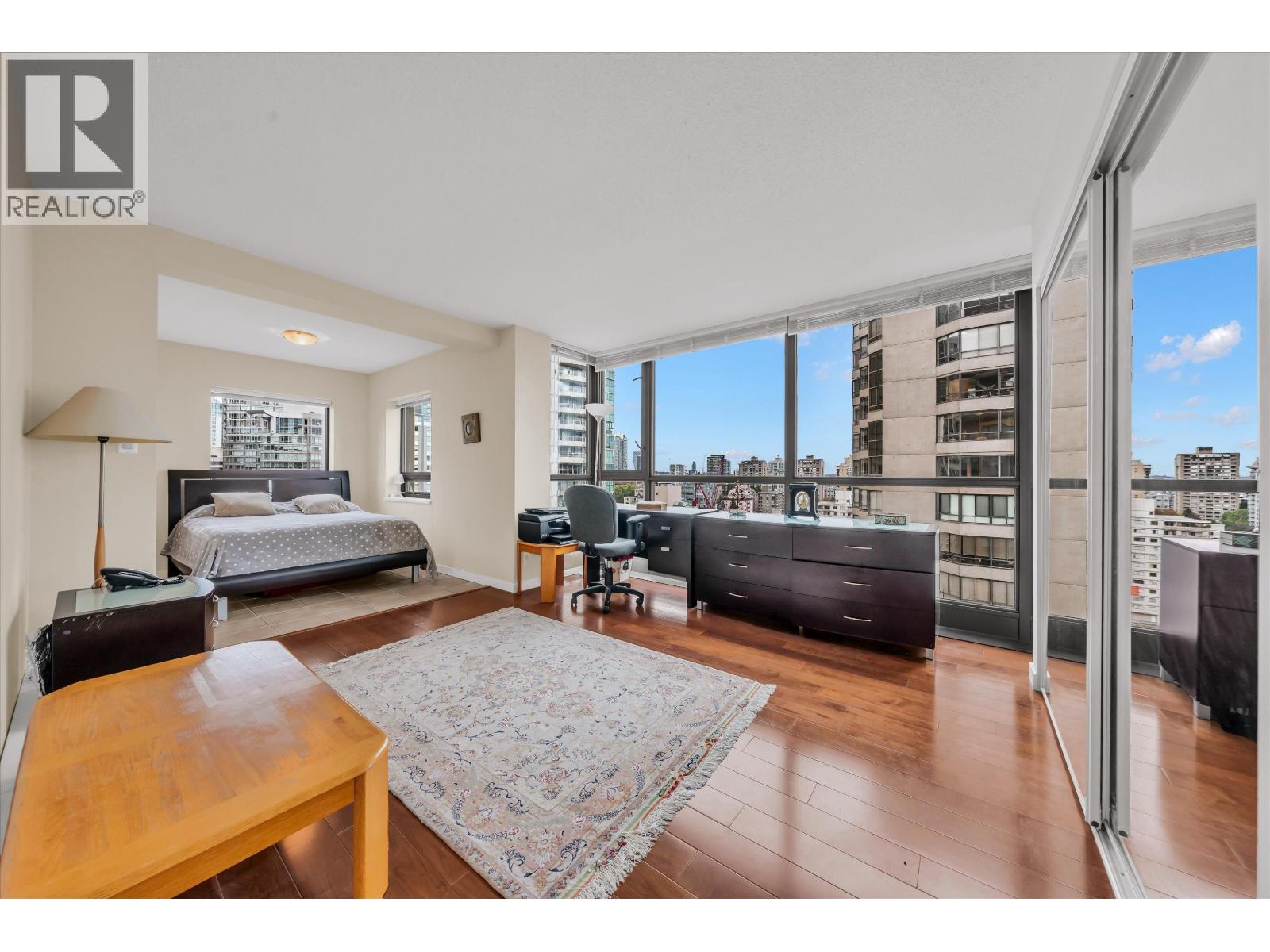 Photo of 2302 1367 ALBERNI STREET 18