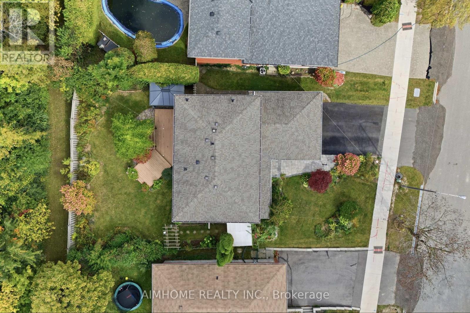 18 HAVILAND DRIVE - 38