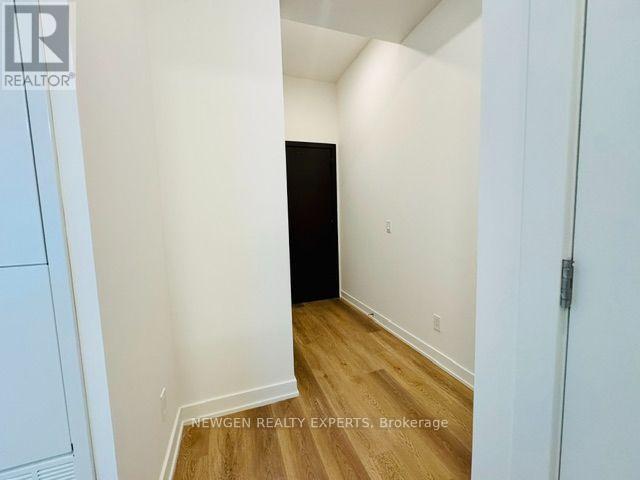 101 John Street North — photo 20