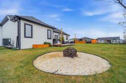 58 Harvest Bay, Blumenort, MB R0A0C1 Photo 38