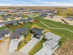 58 Harvest Bay, Blumenort, MB R0A0C1 Photo 39