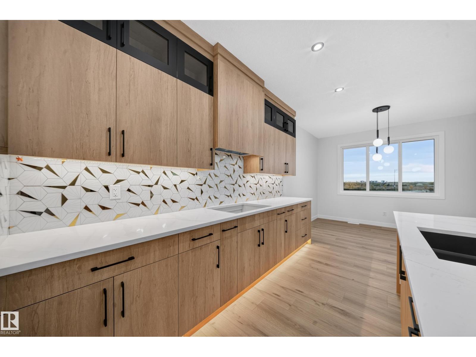 13007 186 Ave NW - 12