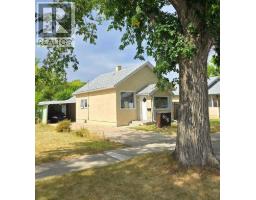 638 12A Street N - photo 3