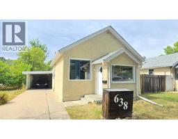 638 12A Street N - photo 2