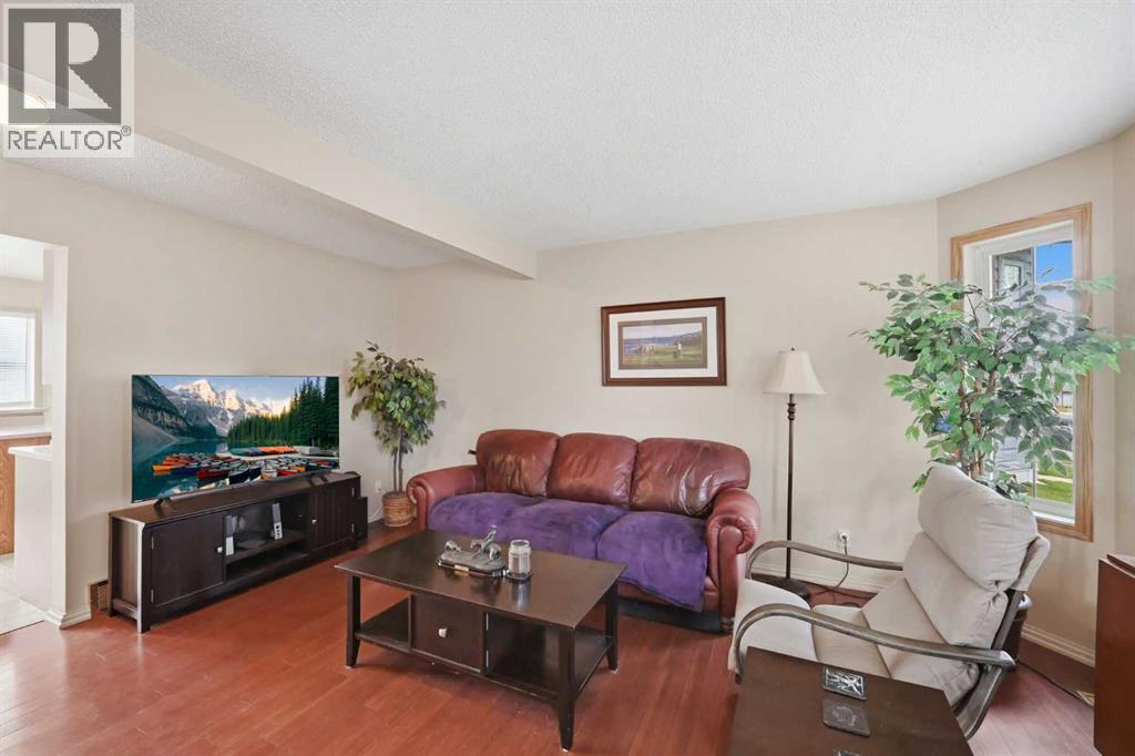 37 Appleside Close SE - 9