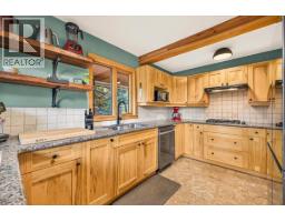 15 Alpine Trail Crescent, Fernie, BC V0B1M5 Photo 16