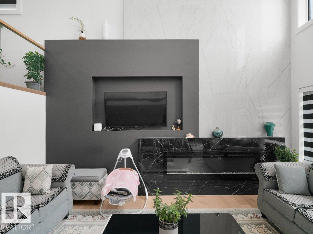 1107 150 AV NW - 24
