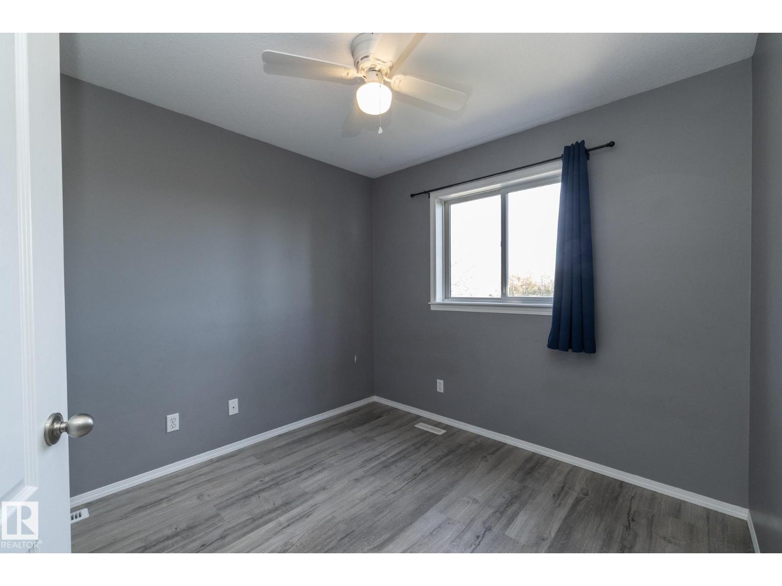 137 MICHIGAN ST - 34