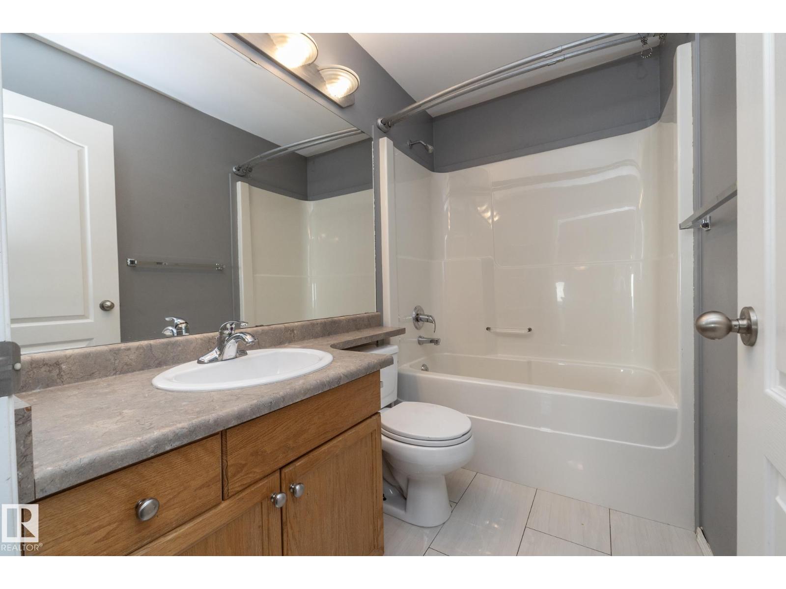 137 MICHIGAN ST - 39