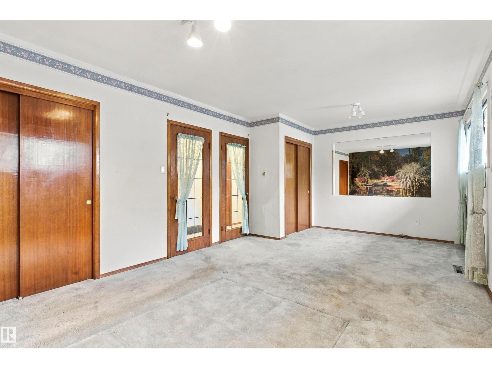 10520 Lauderdale RD NW - 17