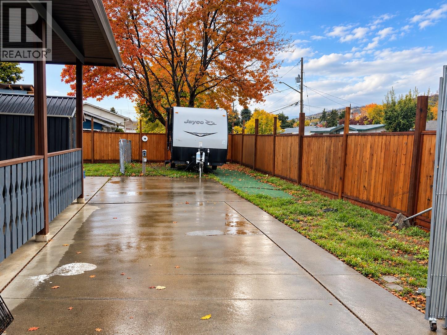 5503 South Vernon Court, Vernon