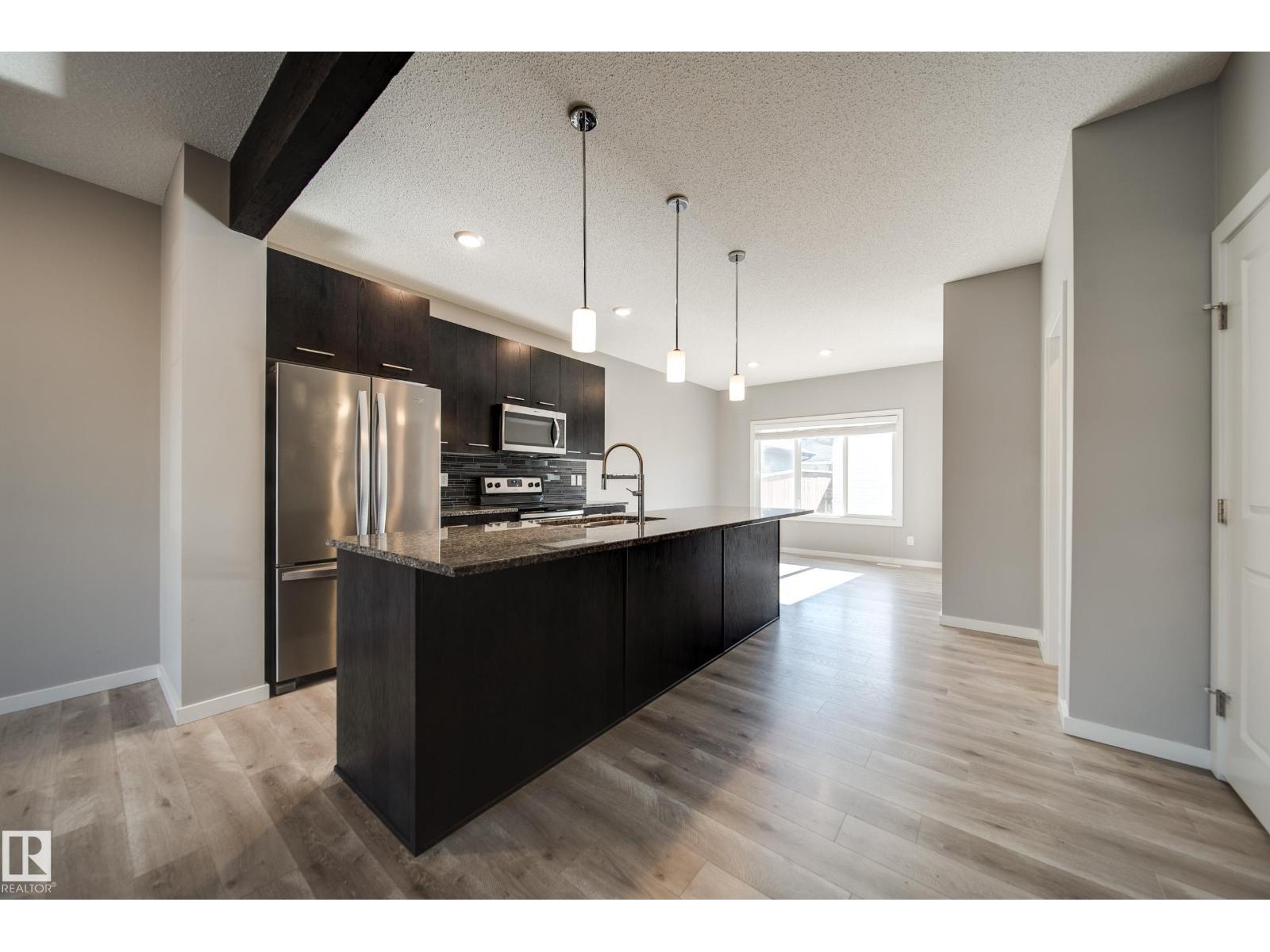 15927 13 AV SW - 15