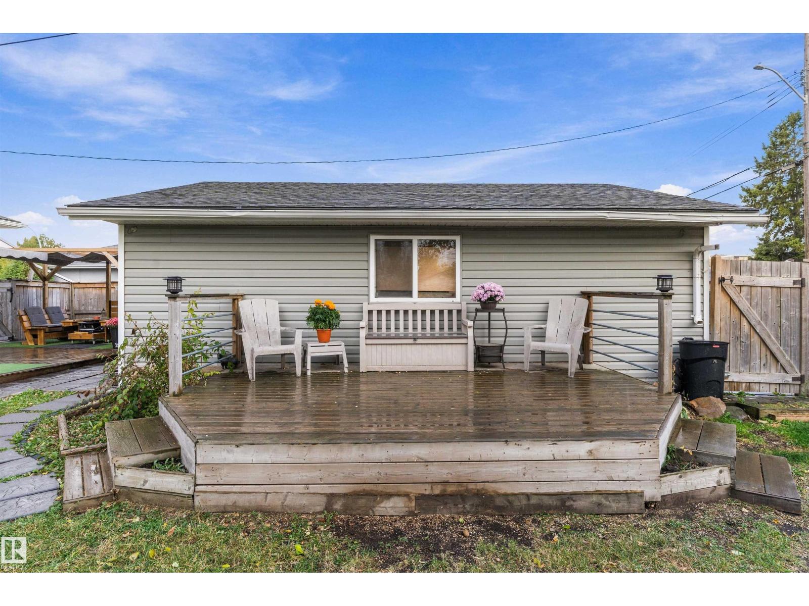 16166 110 A AV NW - 42