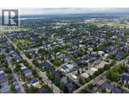 1906 43 Avenue SW - photo 41