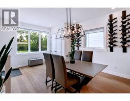 1906 43 Avenue SW - photo 6