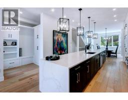 1906 43 Avenue SW - photo 1
