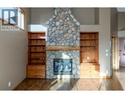 Bedroom - 118 Gleneagles View, Cochrane, AB T4C1P3 Photo 12