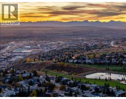 118 Gleneagles View, Cochrane, AB T4C1P3 Photo 38