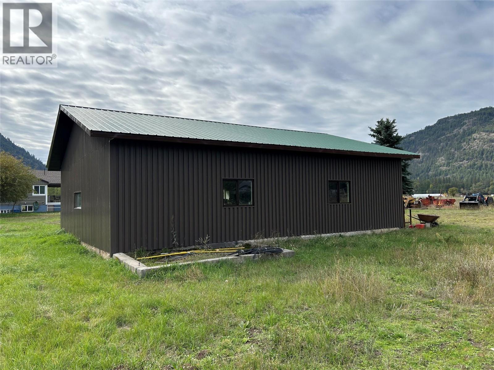  12255 BROWN CREEK NORTH Road, Grand Forks - Image 1