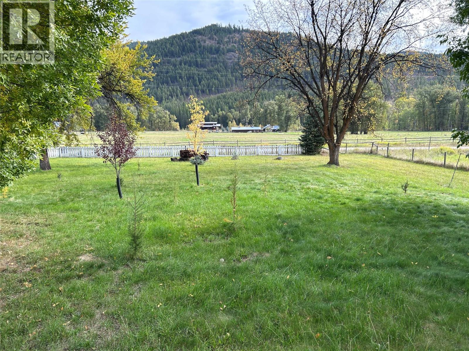  12255 BROWN CREEK NORTH Road, Grand Forks - Image 1