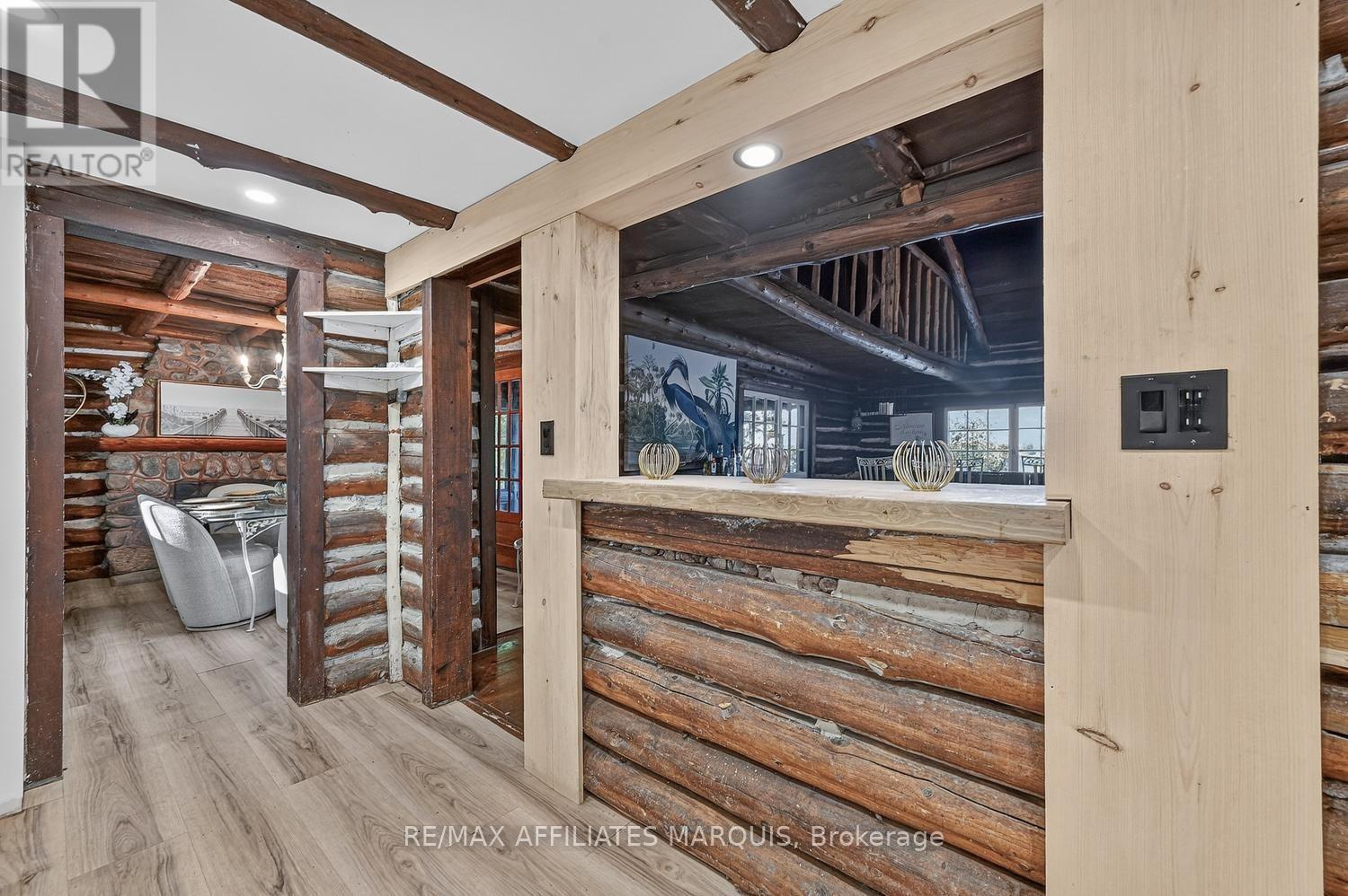 124 Mclaren Lane — photo 16