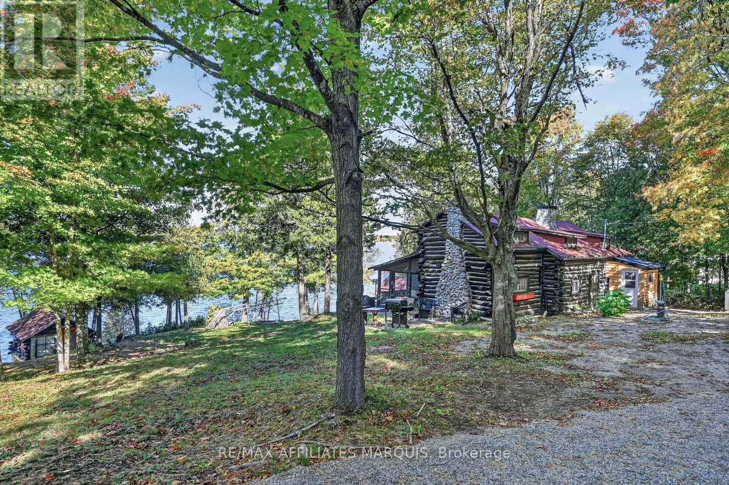 124 Mclaren Lane — photo 41