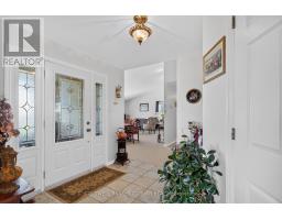 2015 Development Road, North Dundas, ON K0E1S0 Photo 11
