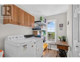 2015 Development Road, North Dundas, ON K0E1S0 Photo 9