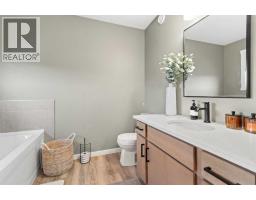 76 Latoria Court, Rural Red Deer County, AB T4E3B8 Photo 25