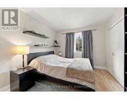 9 Appledale Road, Toronto, ON M9B5G5 Photo 16